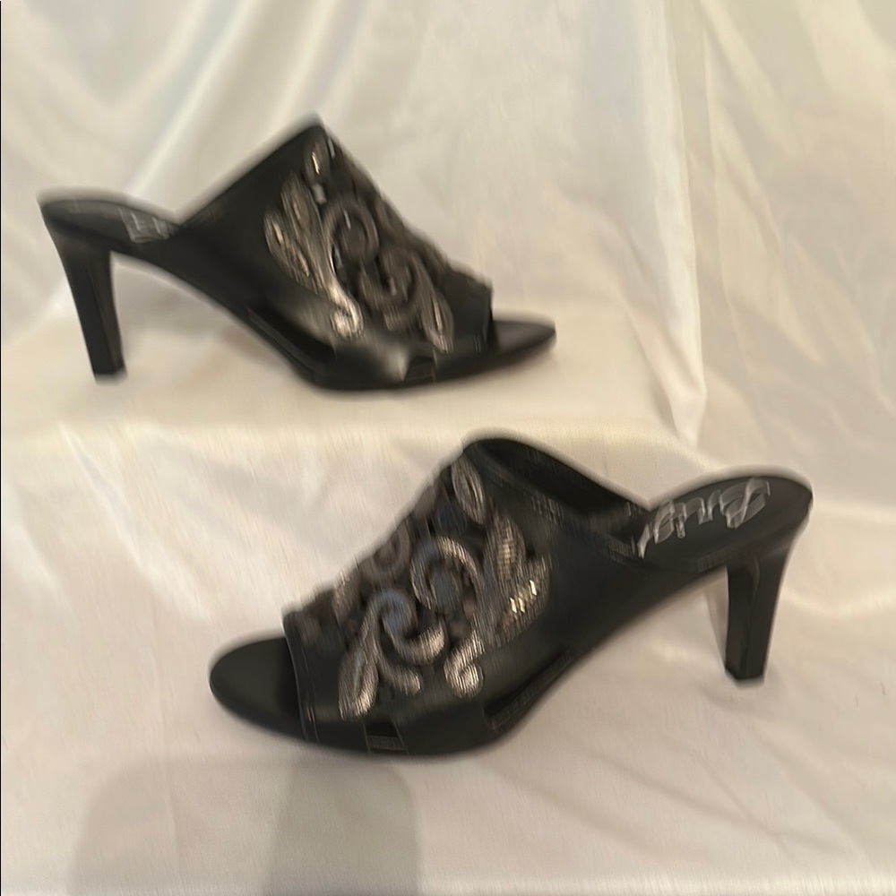 Brighton Black and silver Open toed Mules